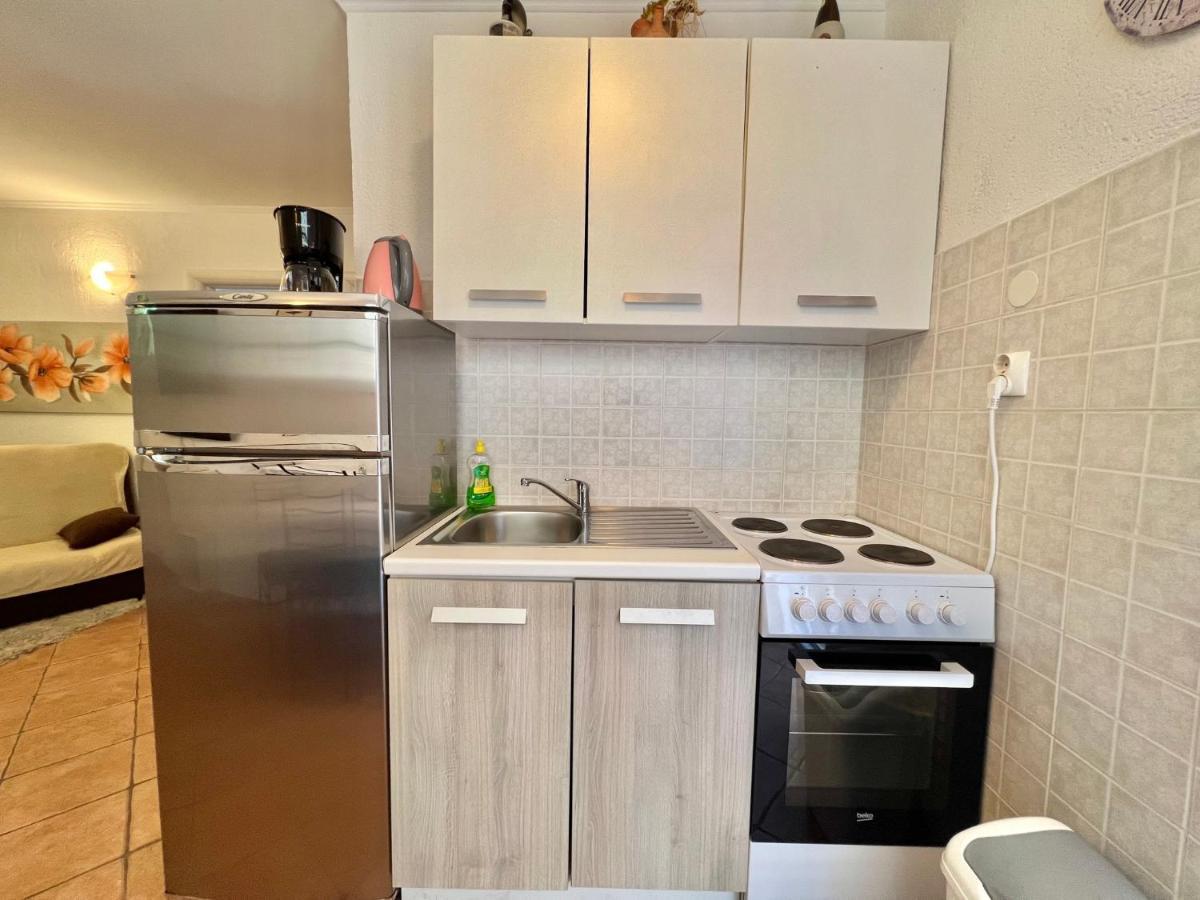 Apartments In Dramalj 45034 Bagian luar foto